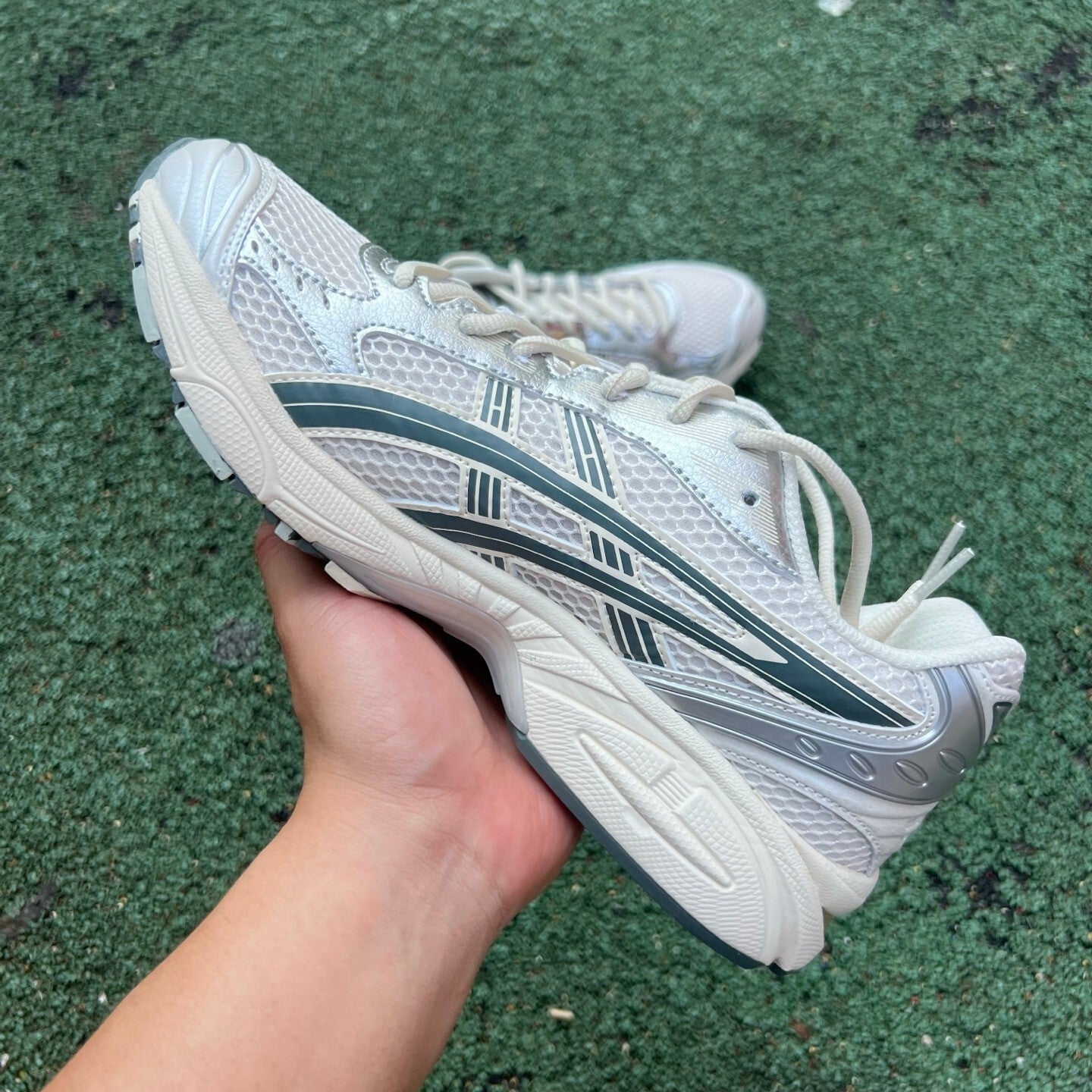 Asics Gel Kayano Plateado y Verde