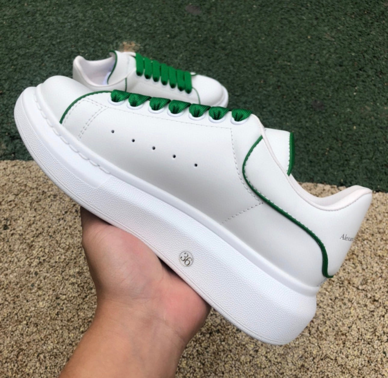 Alexander McQueen Línea Verde