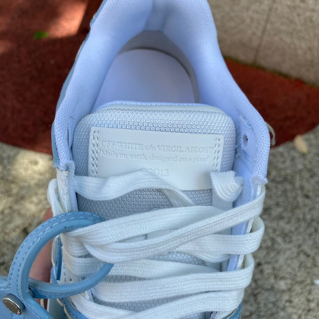 Off White Low Tops Azul Cielo