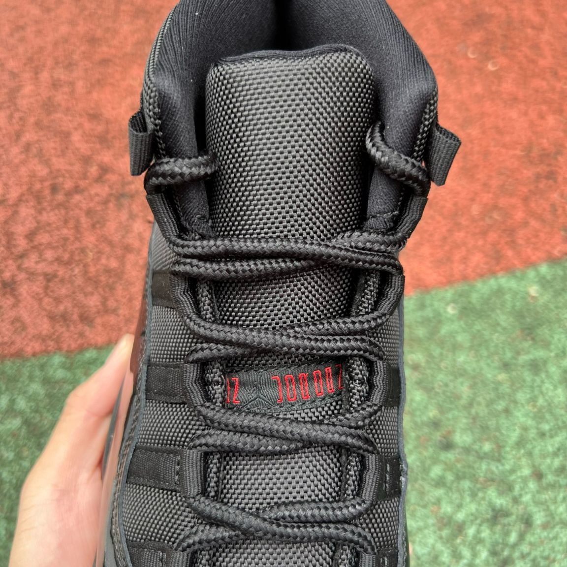 Jordan Retro 11 Negro y Roja