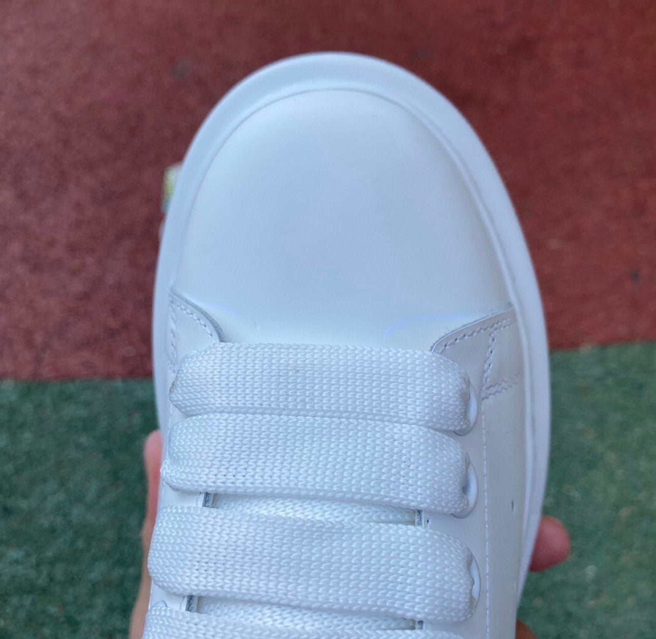 Alexander McQueen Blanco y Brillitos