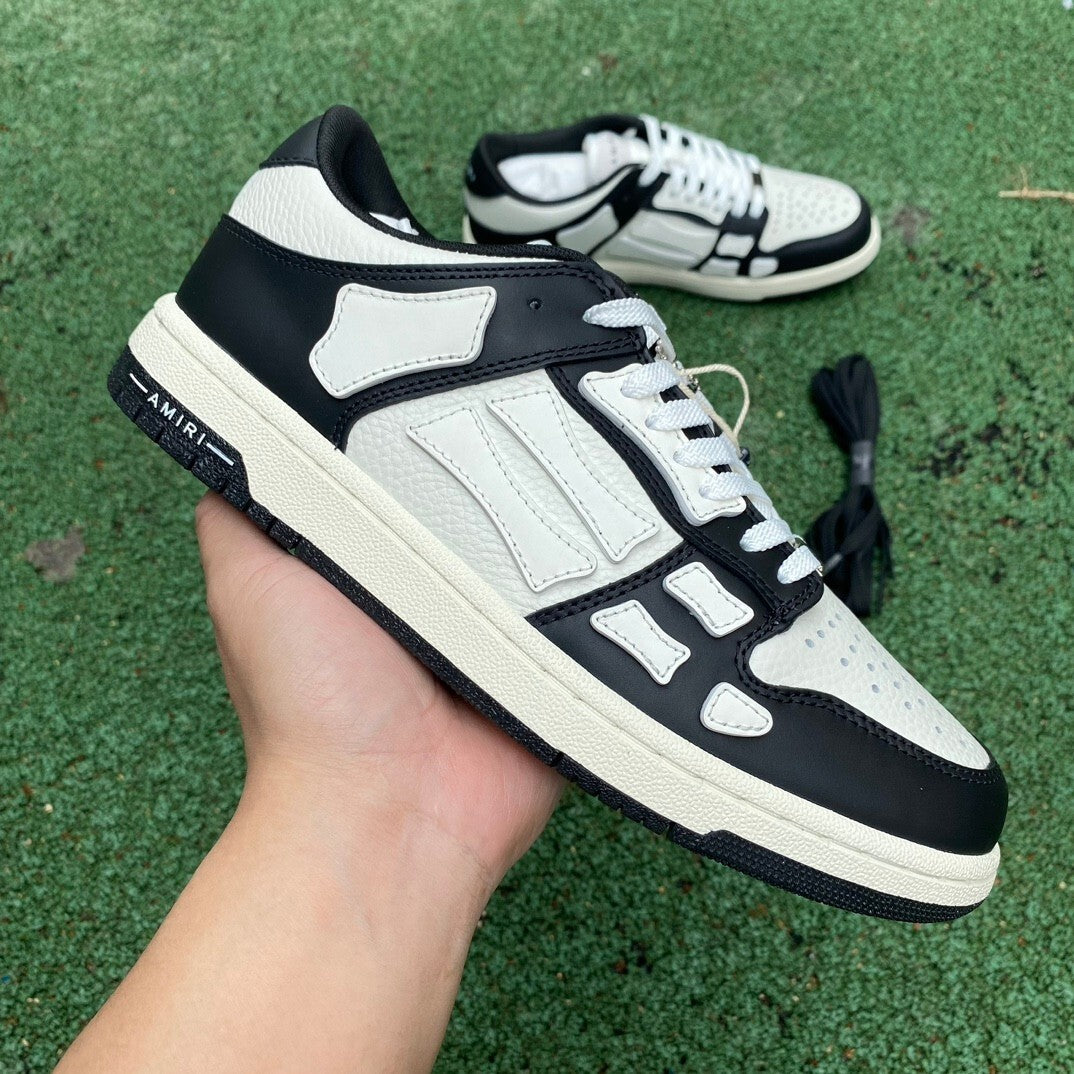 Amiri Skel Negro y Blanco