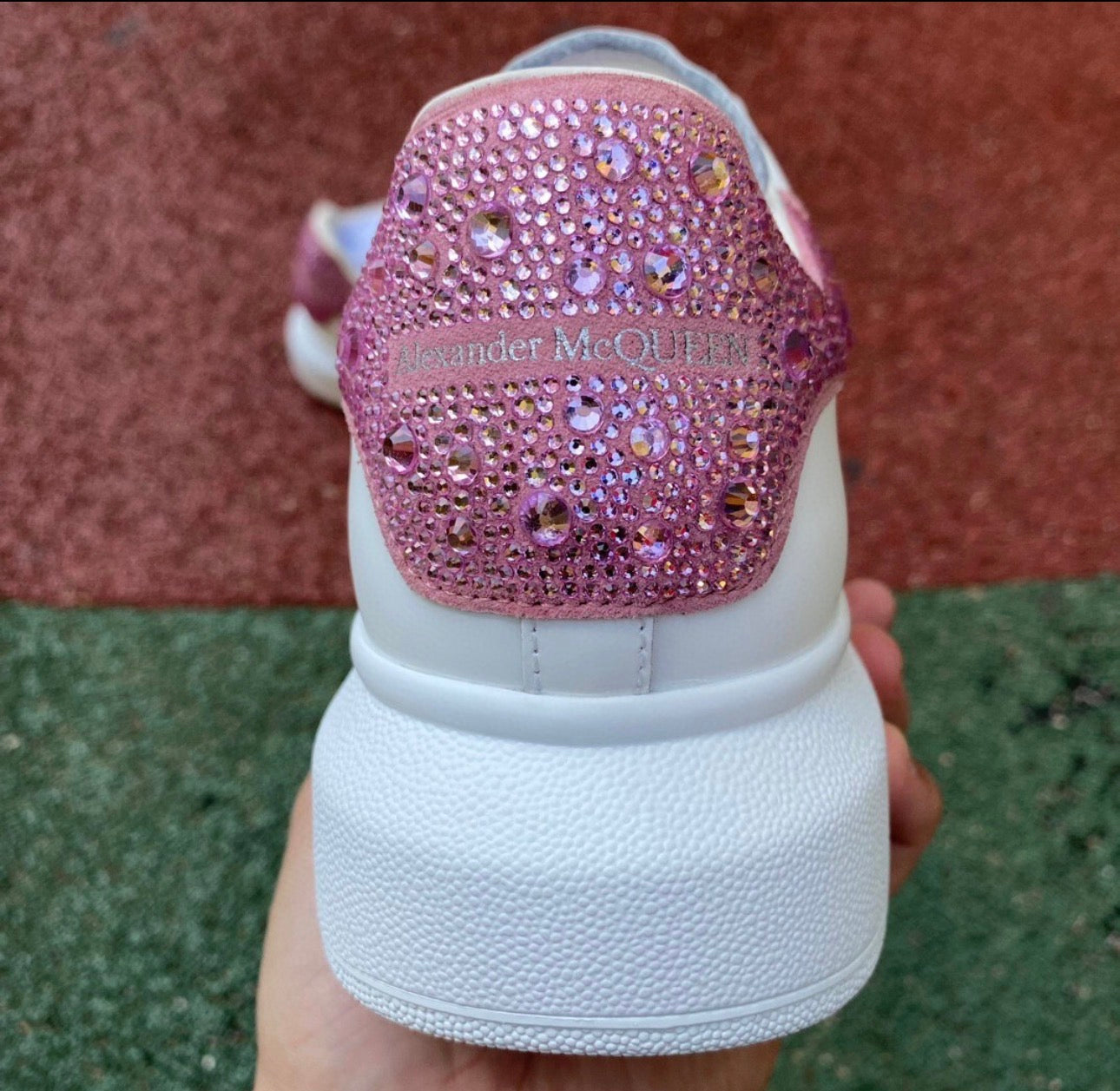 Alexander McQueen Rosado y Brillitos