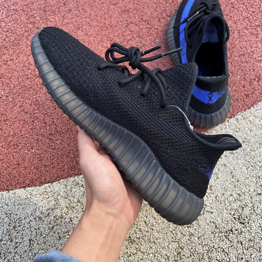 Yeezy 350 Negro y Azul