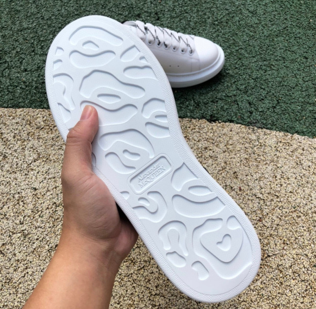 Alexander McQueen Blanco Negro