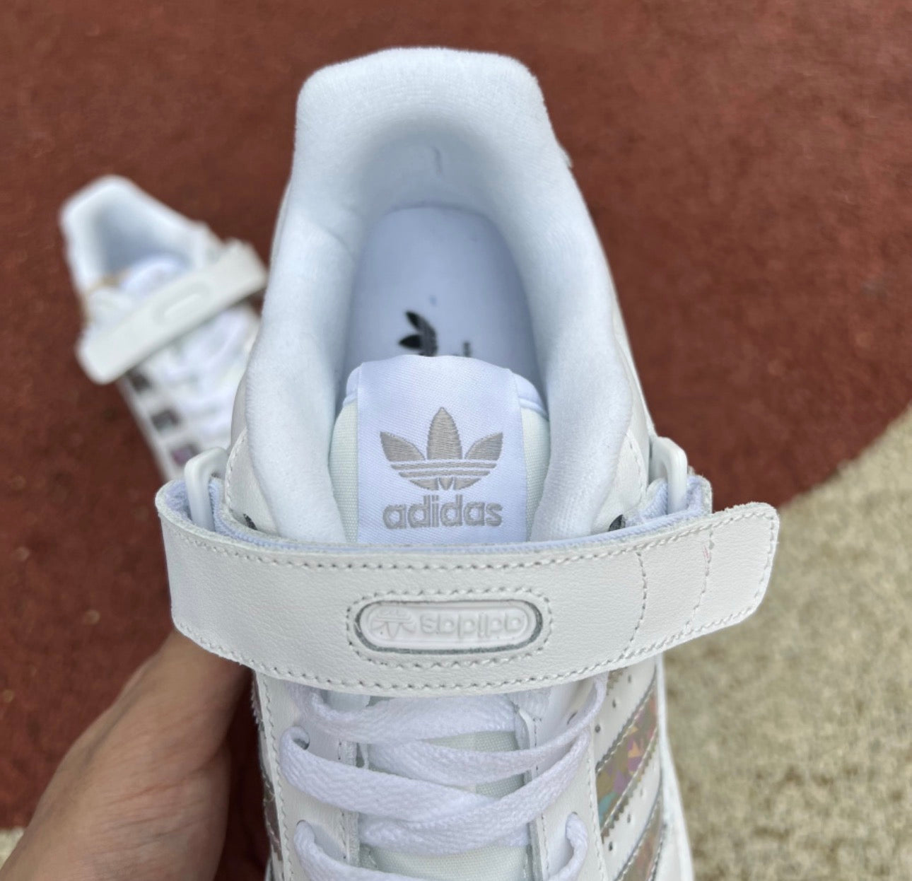 Forum Low Blanco con Brillante
