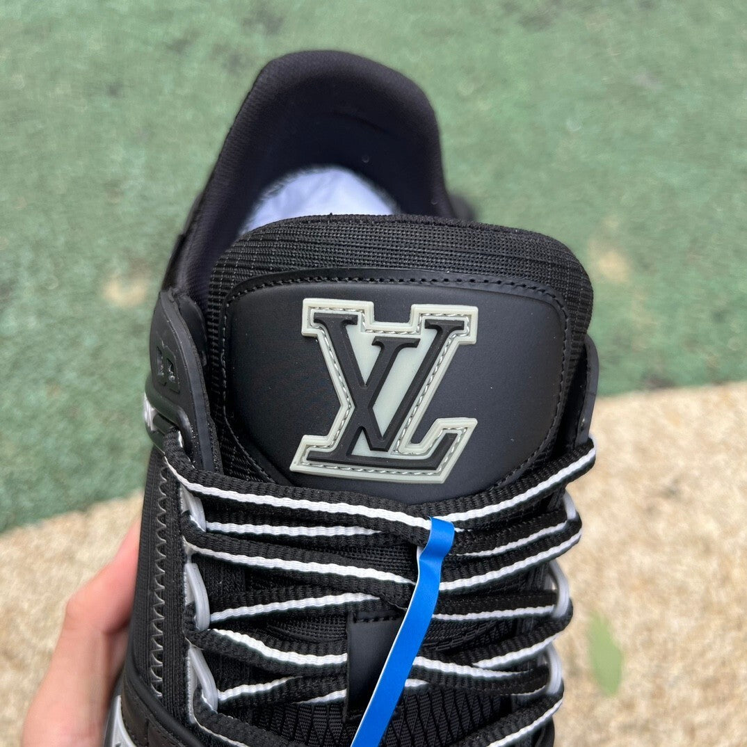 Louis Vuitton Trainer Negro