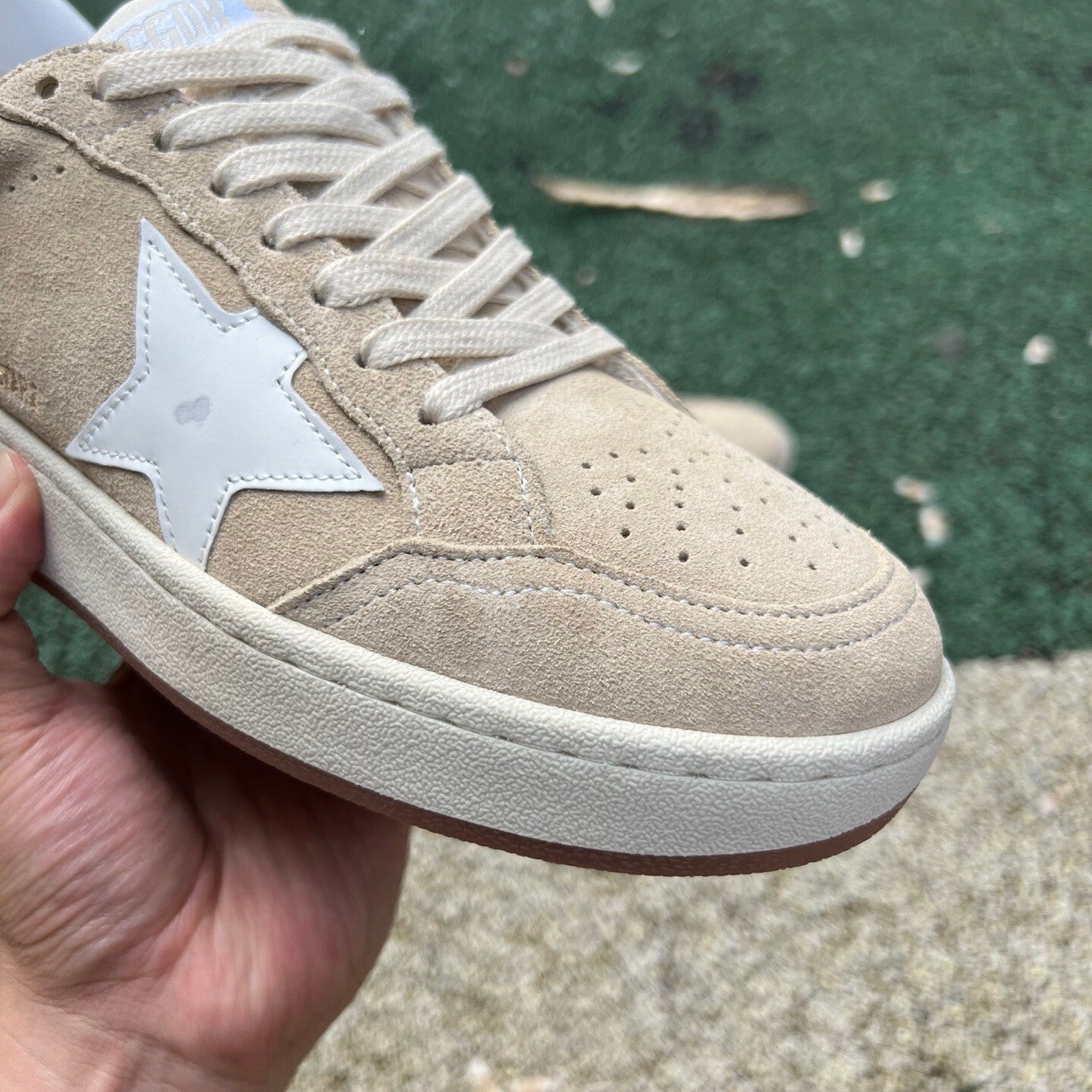 Golden Goose Ballstar Beige