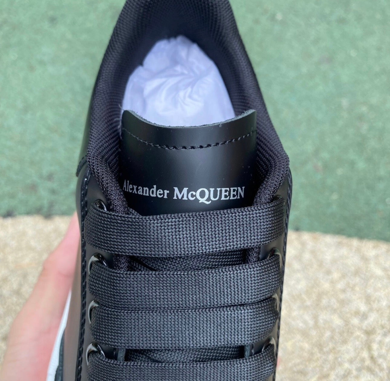 Alexander McQueen Negro Suela Blanca