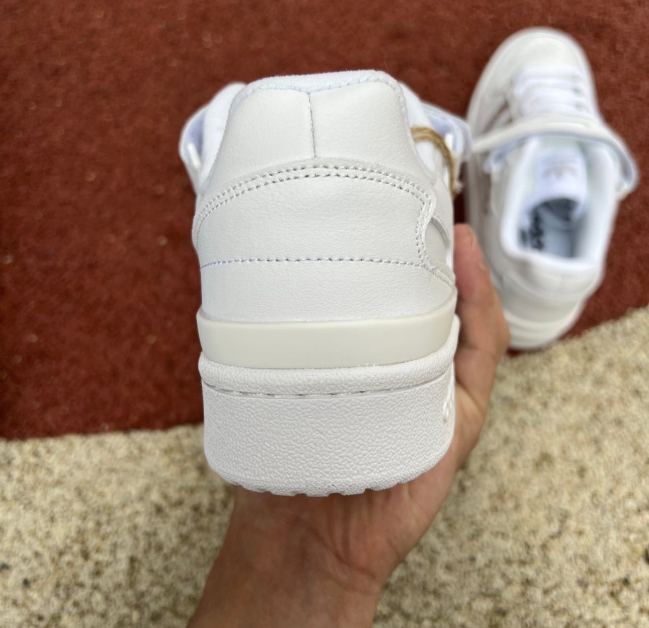 Forum Low Blanco con Brillante