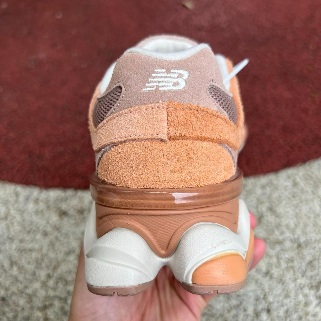 New Balance 9060 Melón