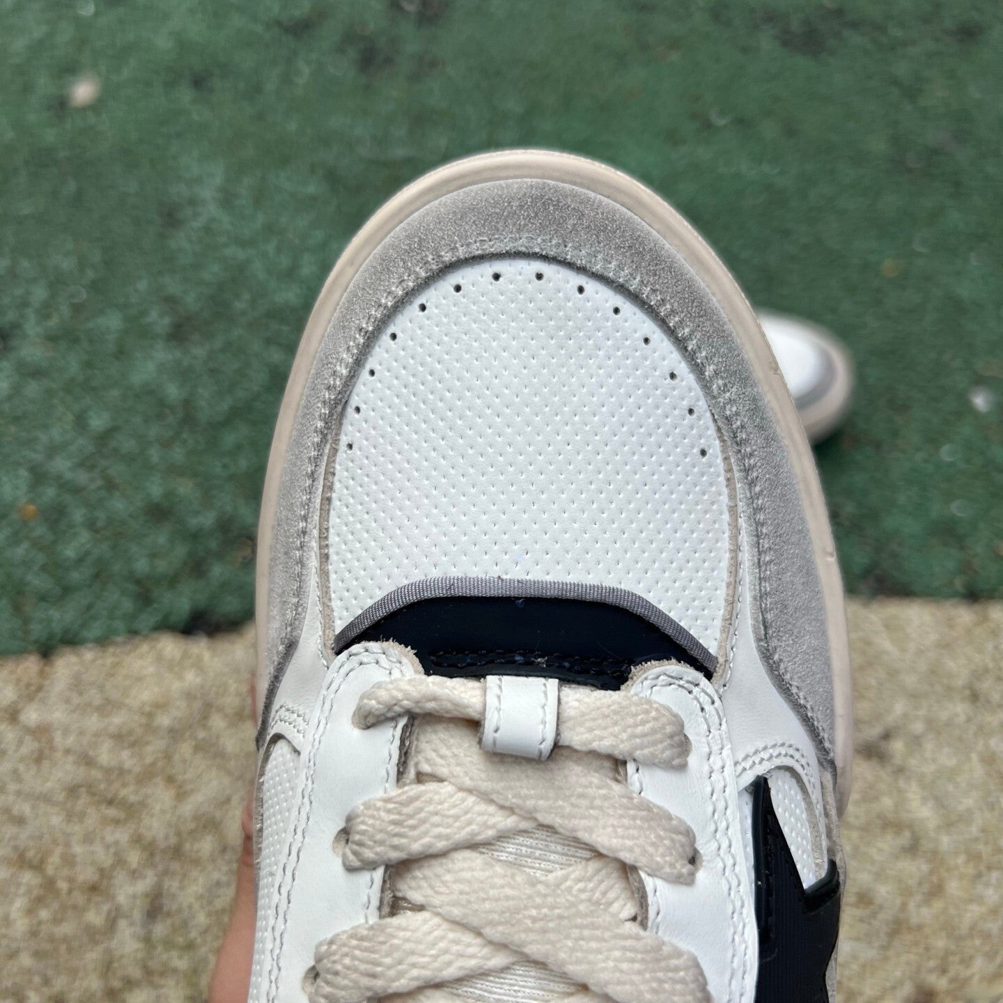 Golden Goose Forty 2 Blanco y Negro