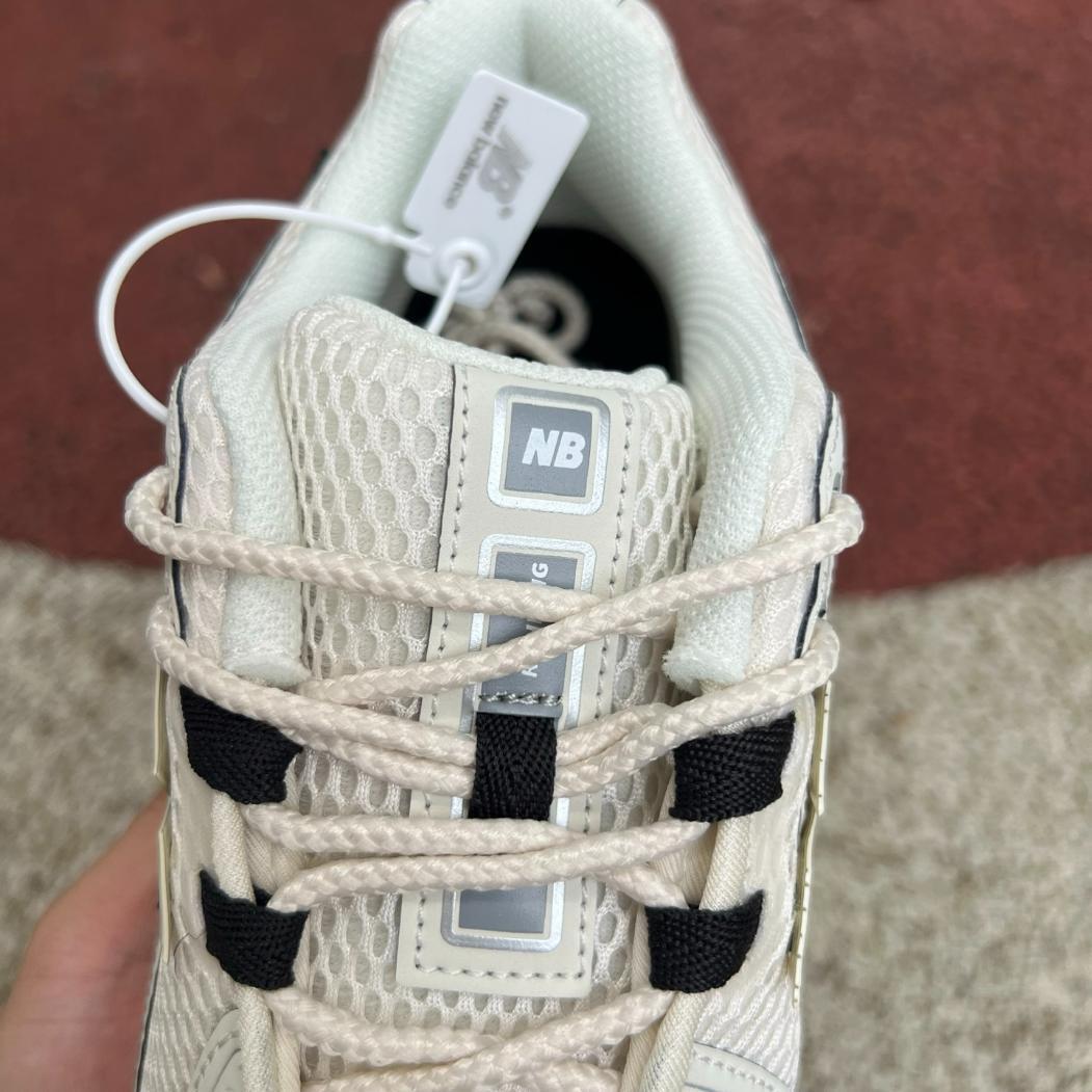 New Balance 1906R Blanco y Gris