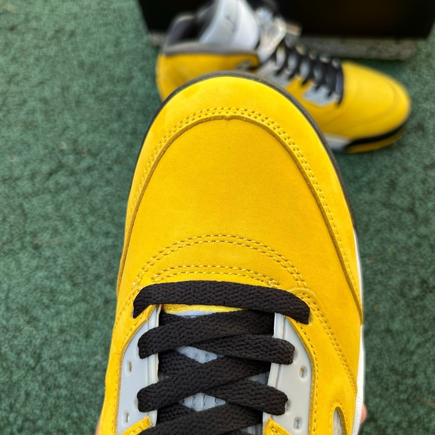 Jordan Retro 5 Tokio