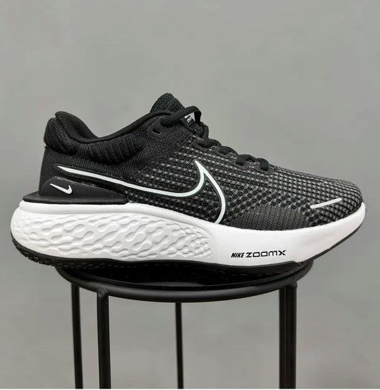 Nike Invincible 2 Negro