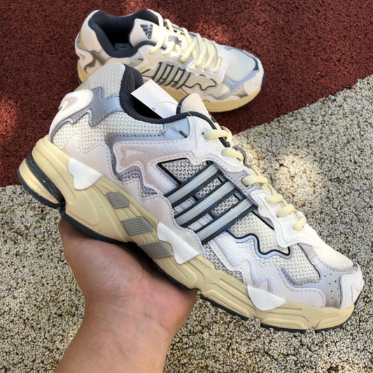 Adidas Response Cl Bad Bunny Beige