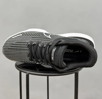 Nike Invincible 2 Negro