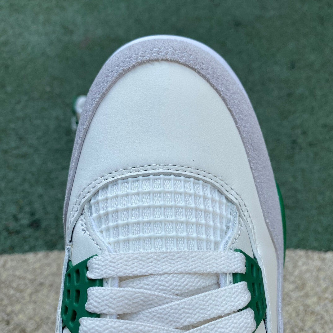 Jordan Retro 4 Pine Green