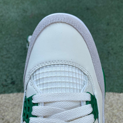 Jordan Retro 4 Pine Green