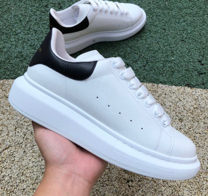 Alexander McQueen Blanco y Negro Cuero