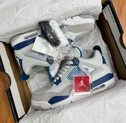 Jordan Retro 4 Military Blue