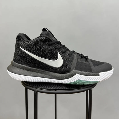 Nike Kyrie 3 Black white
