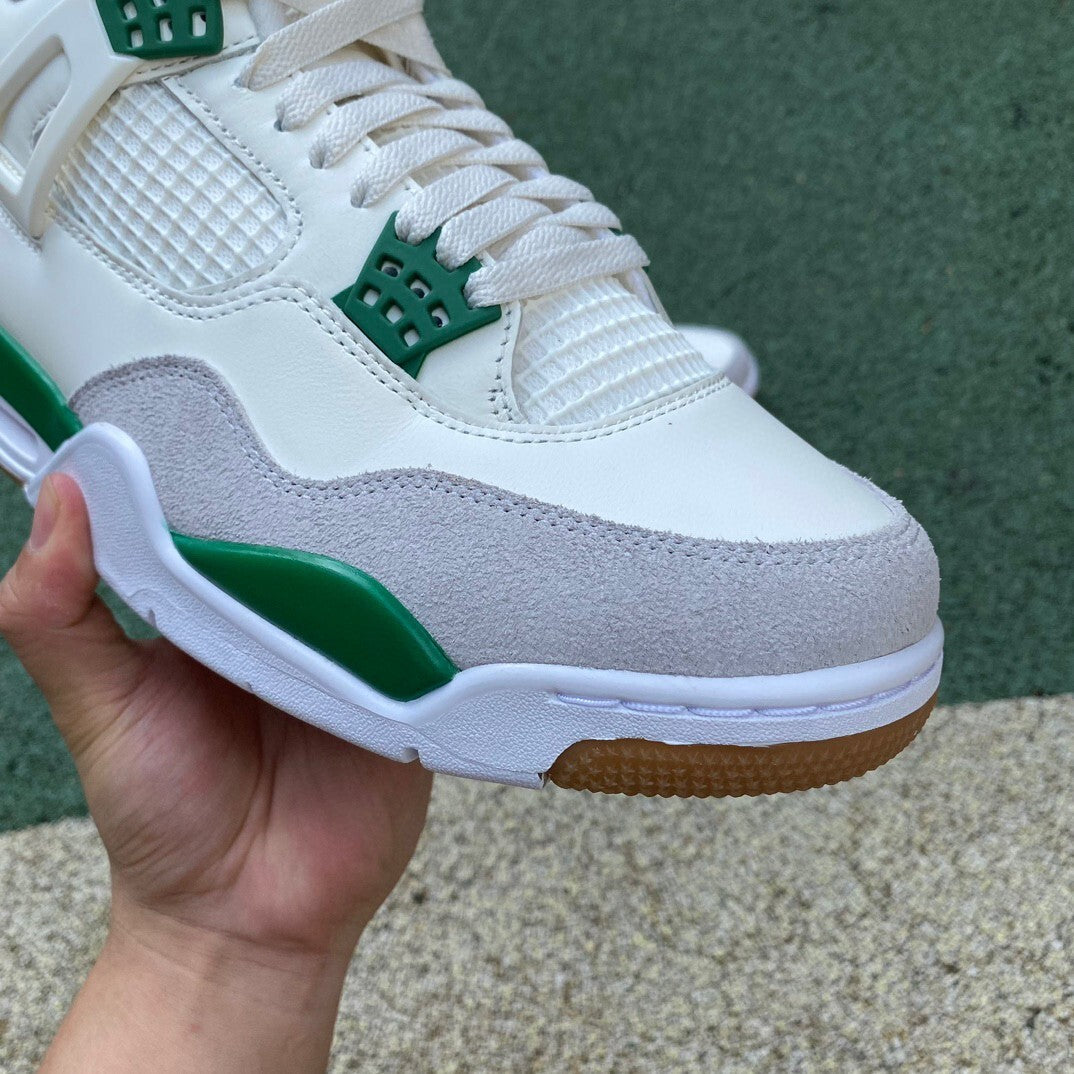 Jordan Retro 4 Pine Green