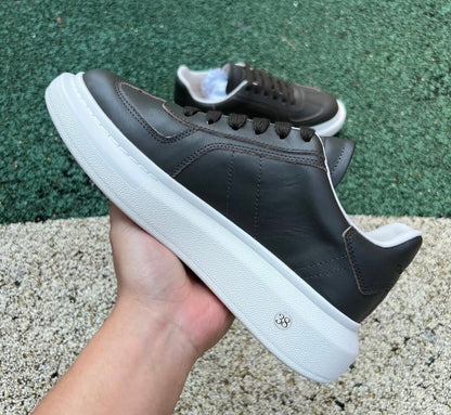Alexander McQueen Marrón Suela Blanca