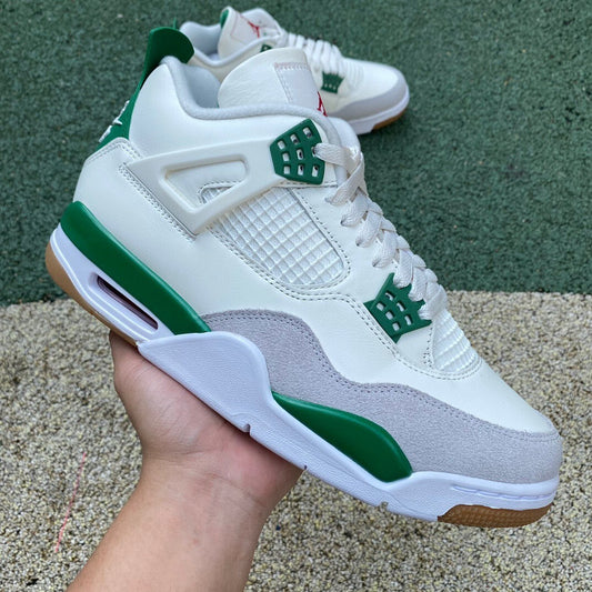 Jordan Retro 4 Pine Green