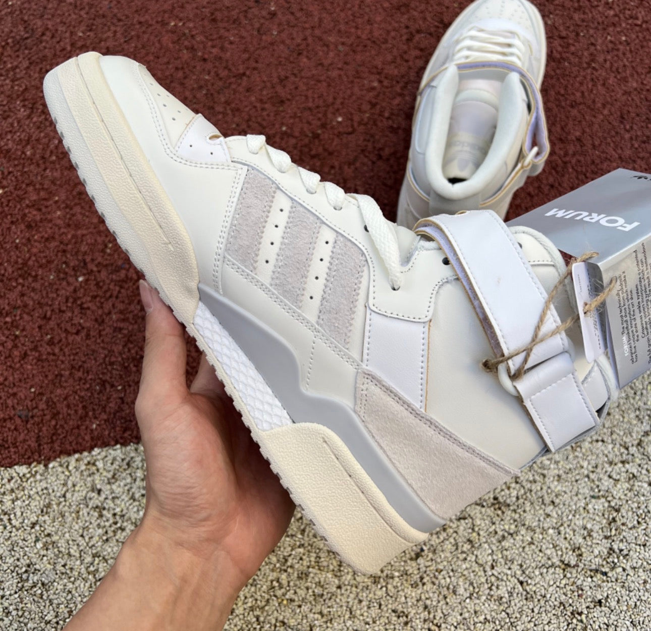 Forum High Beige