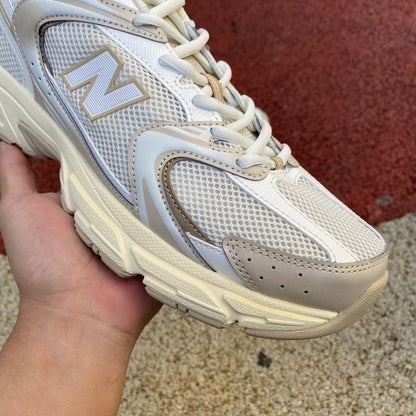 New Balance 530 Beige