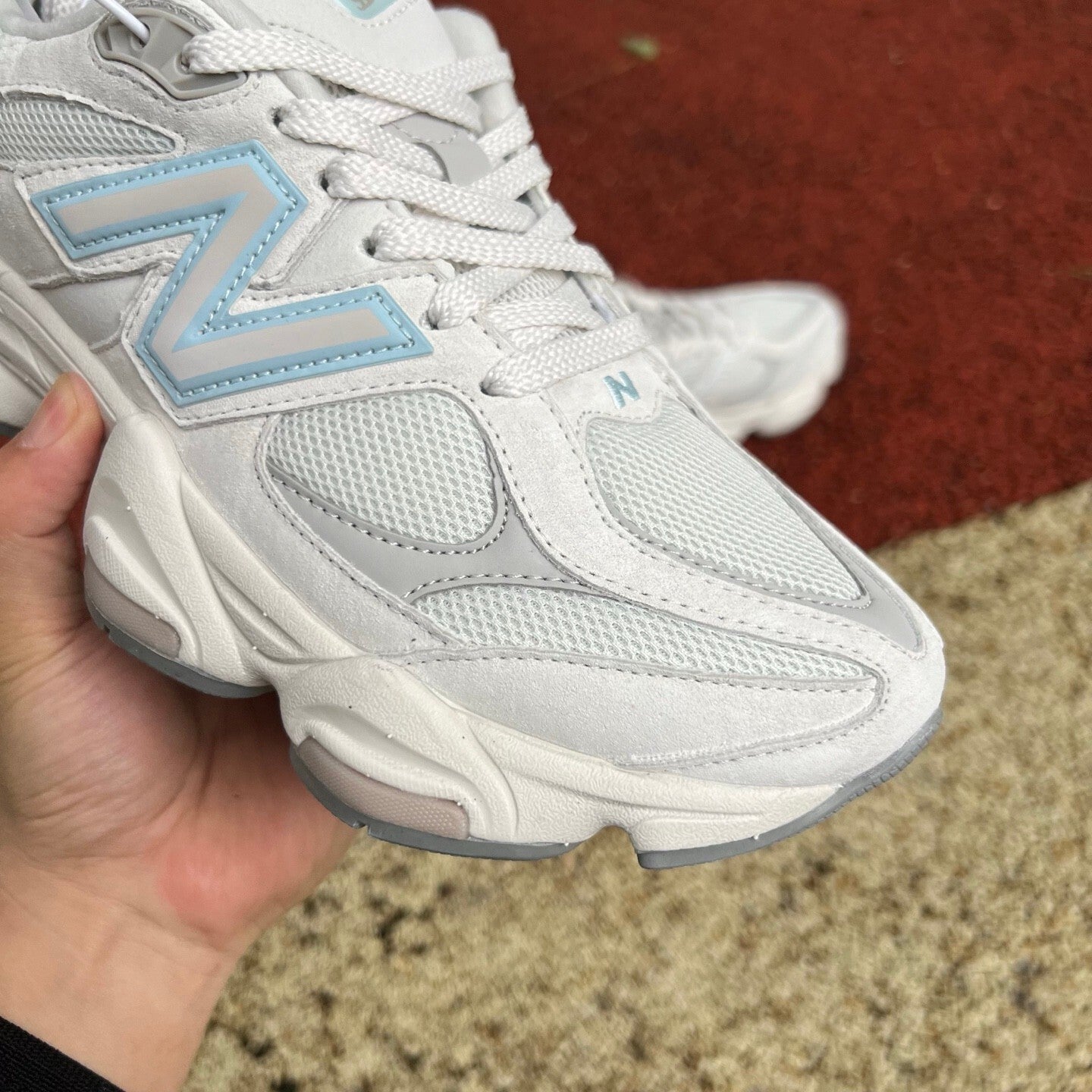 New Balance 9060 Hueso y Azul