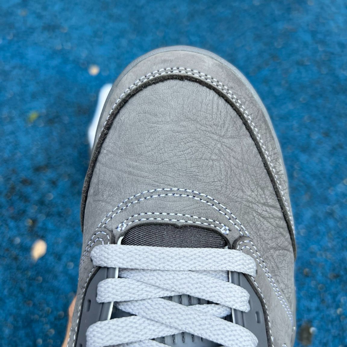 Jordan Retro 5 Wolf Grey