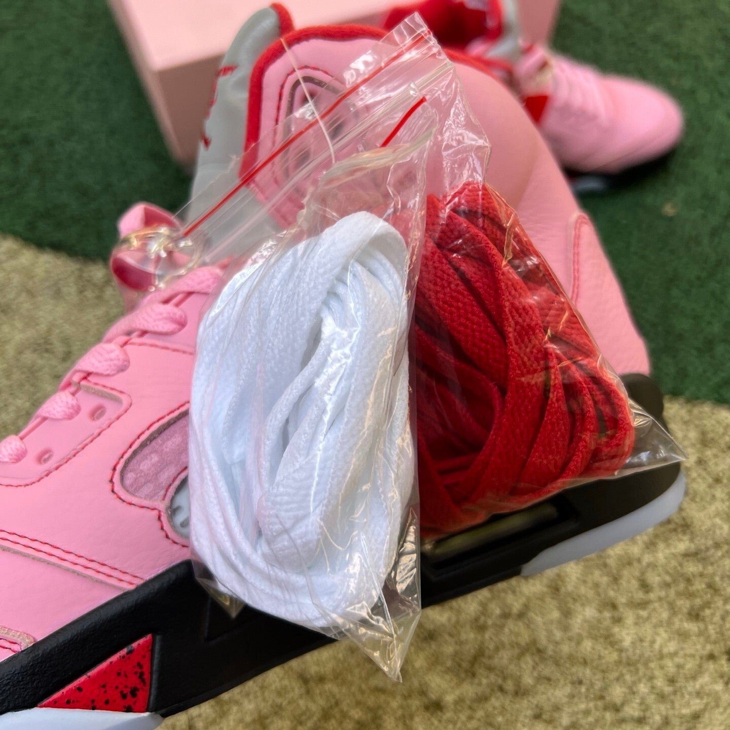 Jordan Retro 5 Awake Rosa