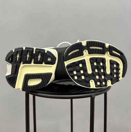 Nike V2K Run