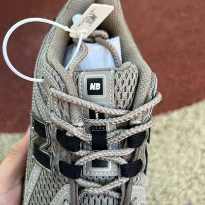 New Balance 1906R Beige