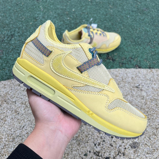 Air Max 1 x Travis Scott Saturn Gold