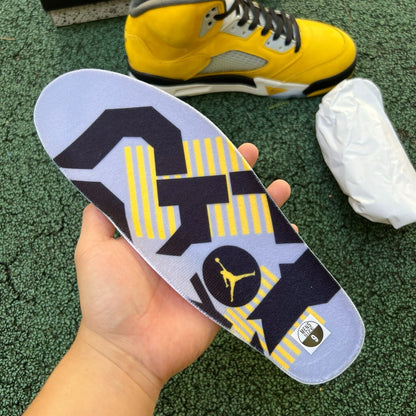 Jordan Retro 5 Tokio