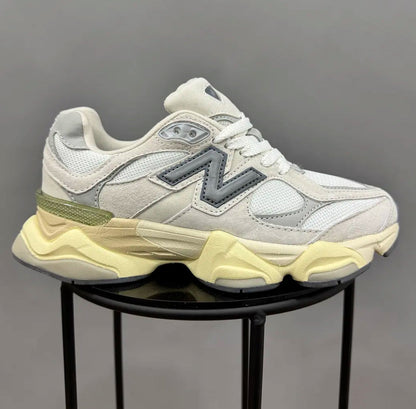 New Balance 9060 Beige Gris