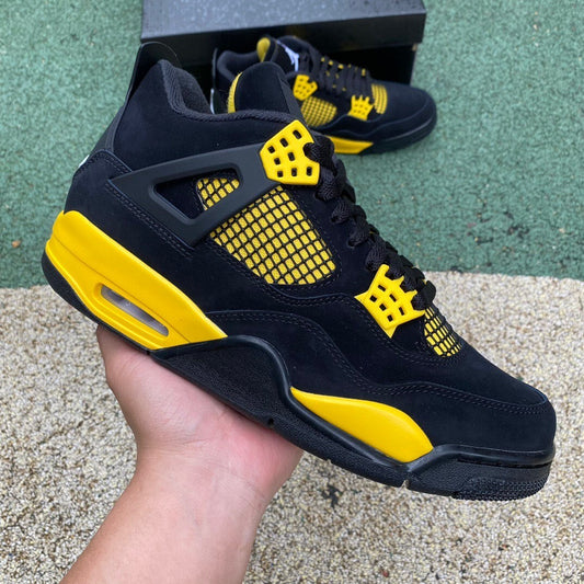 Jordan Retro 4 Black Yellow