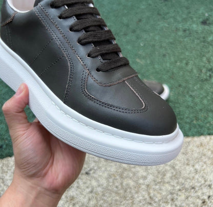 Alexander McQueen Marrón Suela Blanca