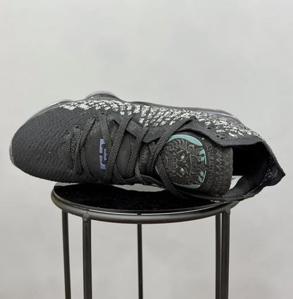 Nike Lebron 17 Black