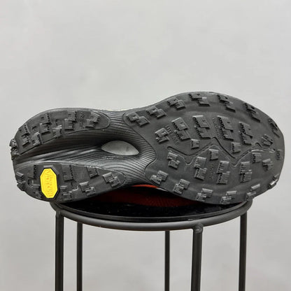 New Balance FuelCell Trail Naranja