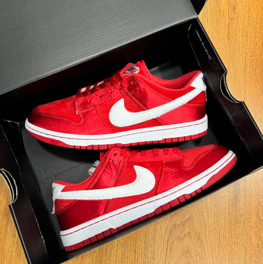 Nike Sb Dunk San Valentín