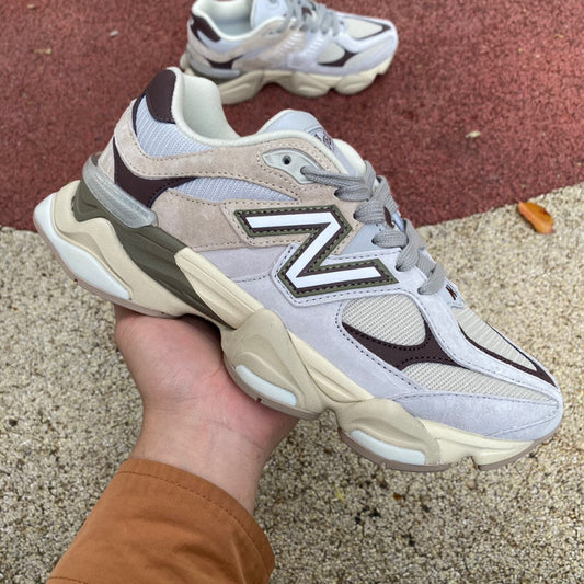 New Balance 9060 Beige y Vino