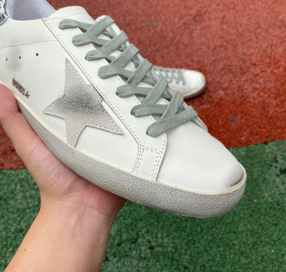 Golden Goose Plateado